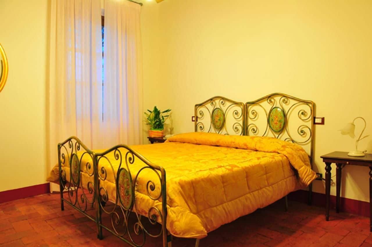 B&B Il Casale Di Nanni Lucca Bagian luar foto