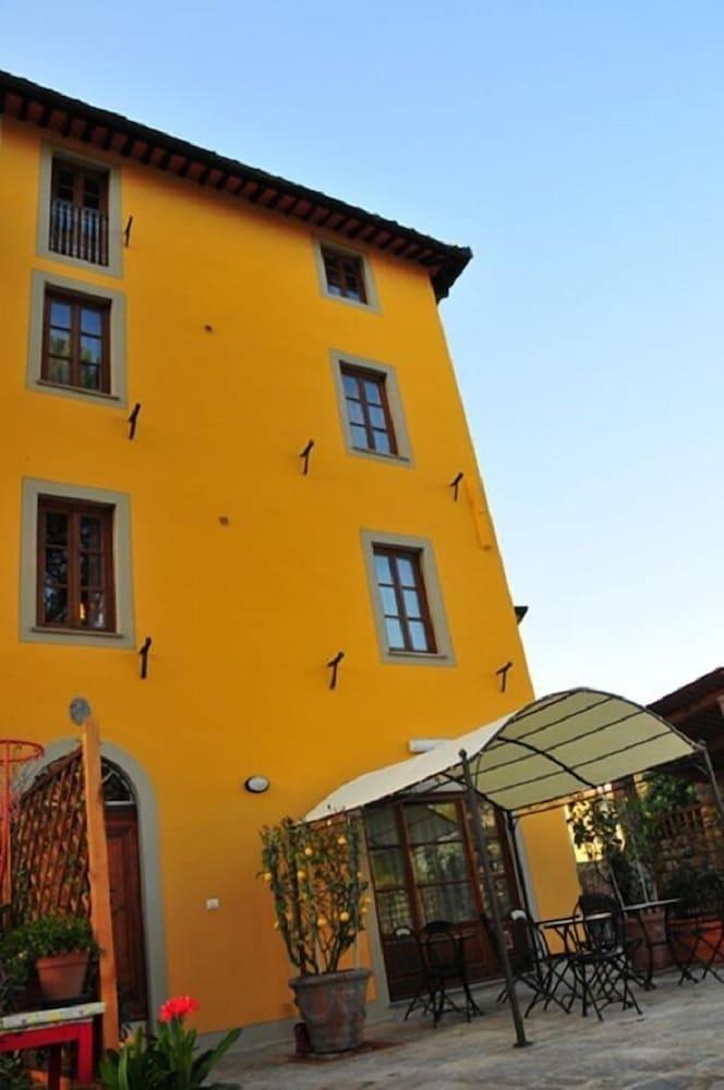 B&B Il Casale Di Nanni Lucca Bagian luar foto