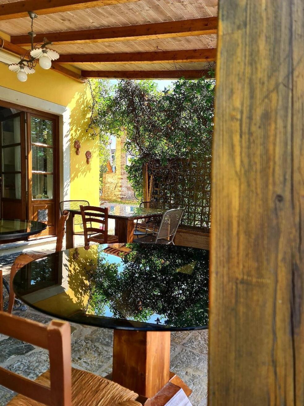 B&B Il Casale Di Nanni Lucca Bagian luar foto