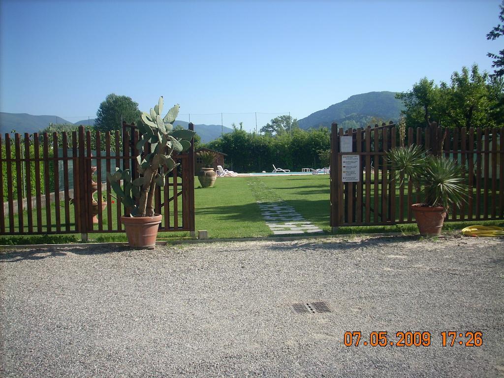 B&B Il Casale Di Nanni Lucca Bagian luar foto